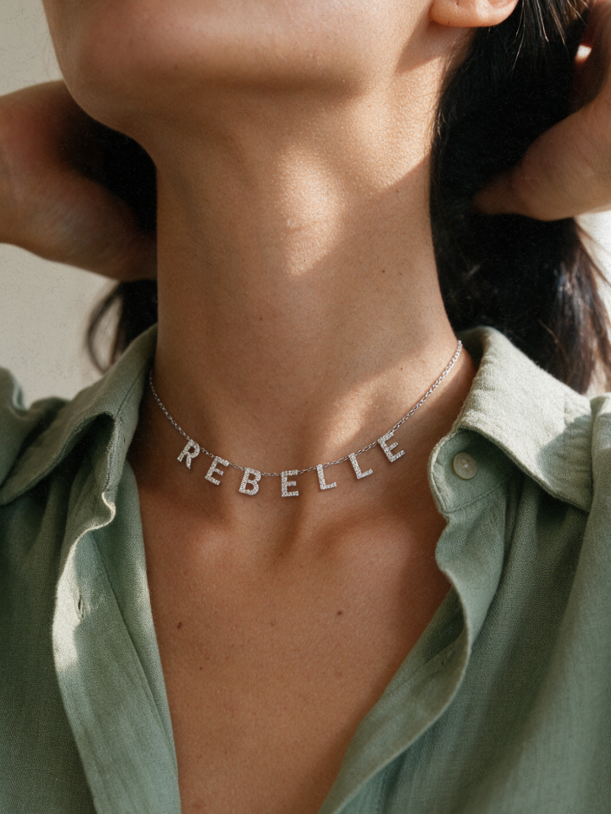 Rebelle · Collier symbolique personnalisable