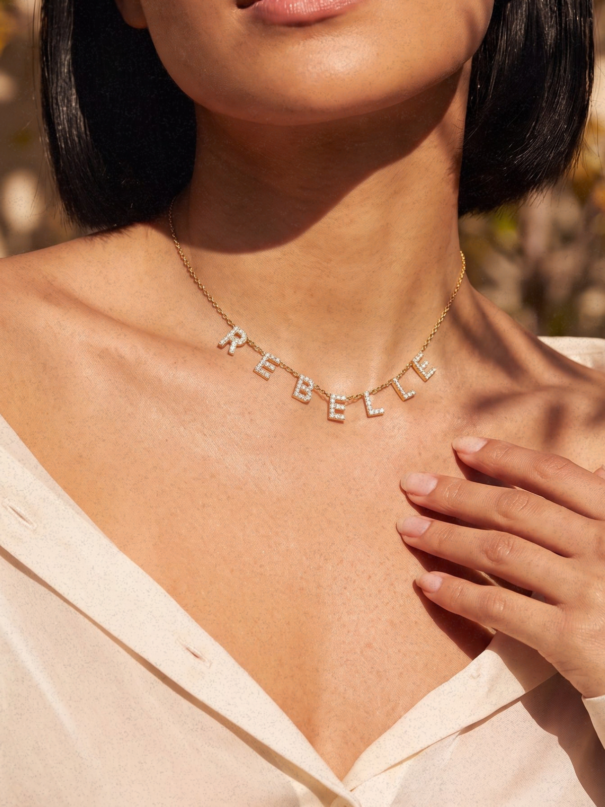 Rebelle · Collier symbolique personnalisable
